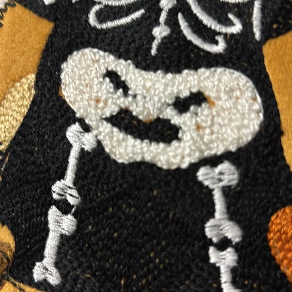 ENVOGUE CREEPY BEAR CRITTERS FAUX FUR HALLOWEEN THROW PILLOW NWT EMBROIDERY
